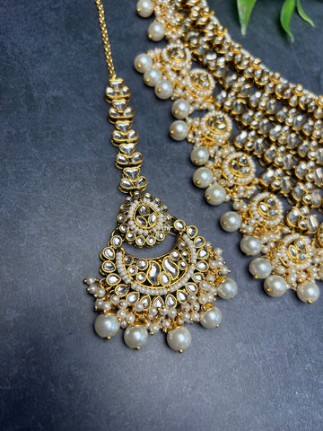 Image of V Shaped Kundan Necklace Set