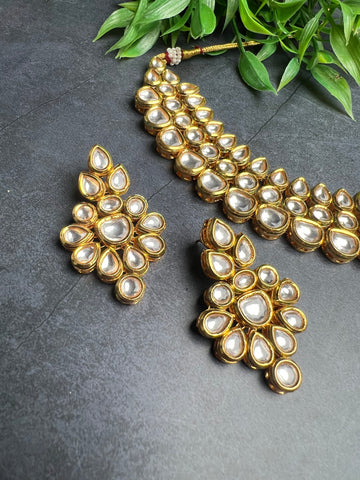 Image of 3 Line Kundan Choker Set