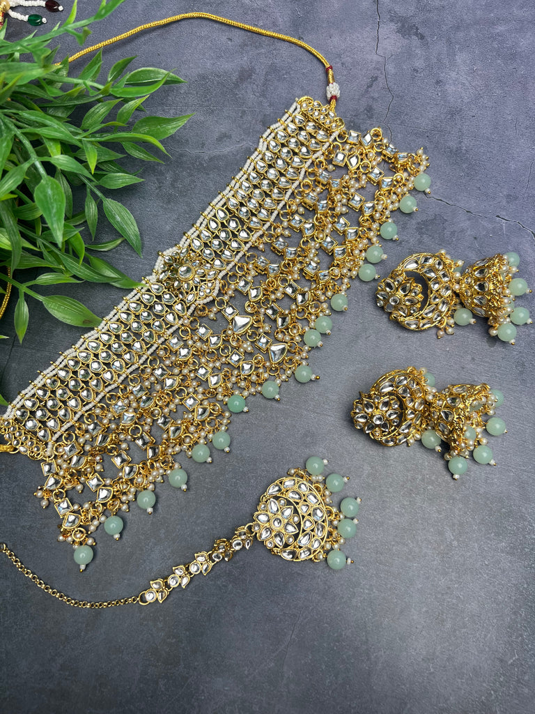 Kundan Mint Dangle Choker Set