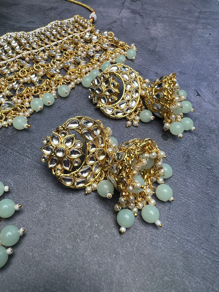 Kundan Mint Dangle Choker Set