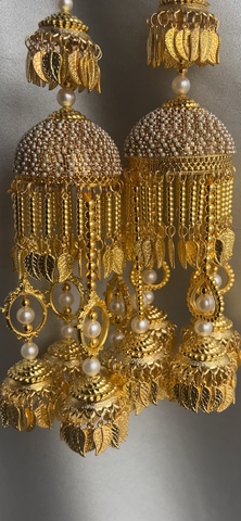 Image of Gold-toned Leaf Kaleeray