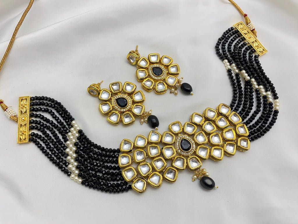 Kundan Collar Choker Set
