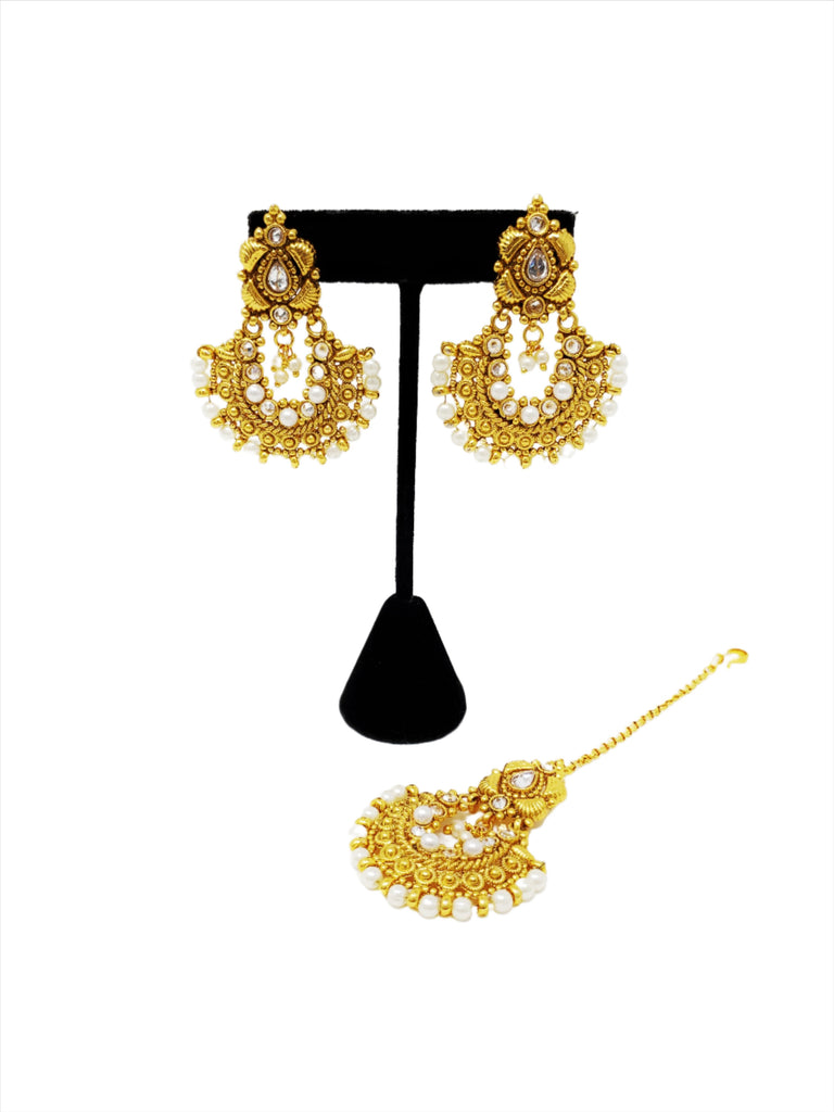 Lightweight Earrings & Tikka