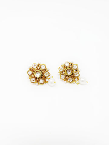 Image of Polki Studs With Moti