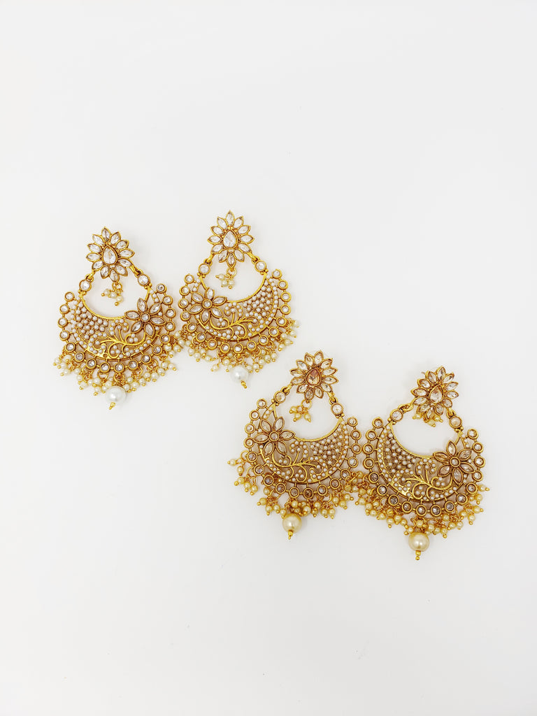 Moti Detailed Earrings - Gold & Clear