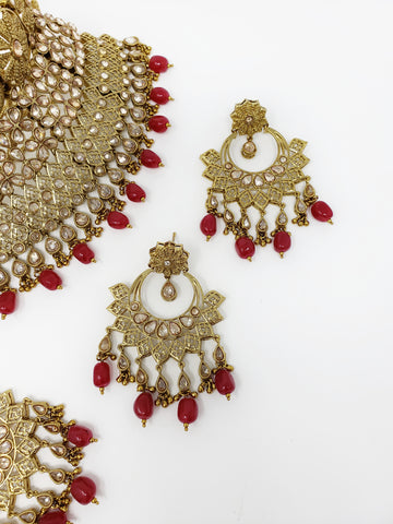 Image of Antique Bridal Set With Maroon Pearls