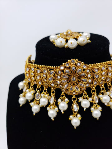 Image of Gold Toned Polki Collar Choker Set