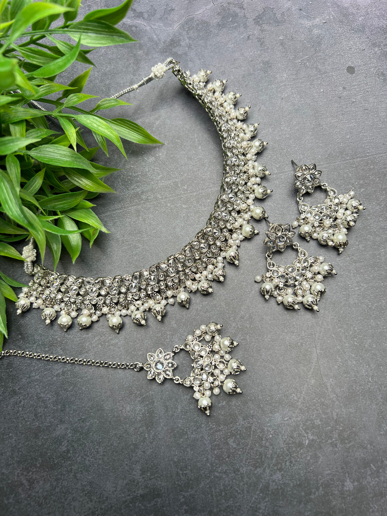 Silver Polki Choker Set