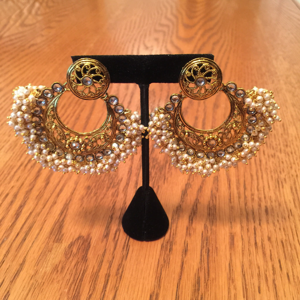 Gold Clustered Pearl Set Earring & Tikka (3Pc)