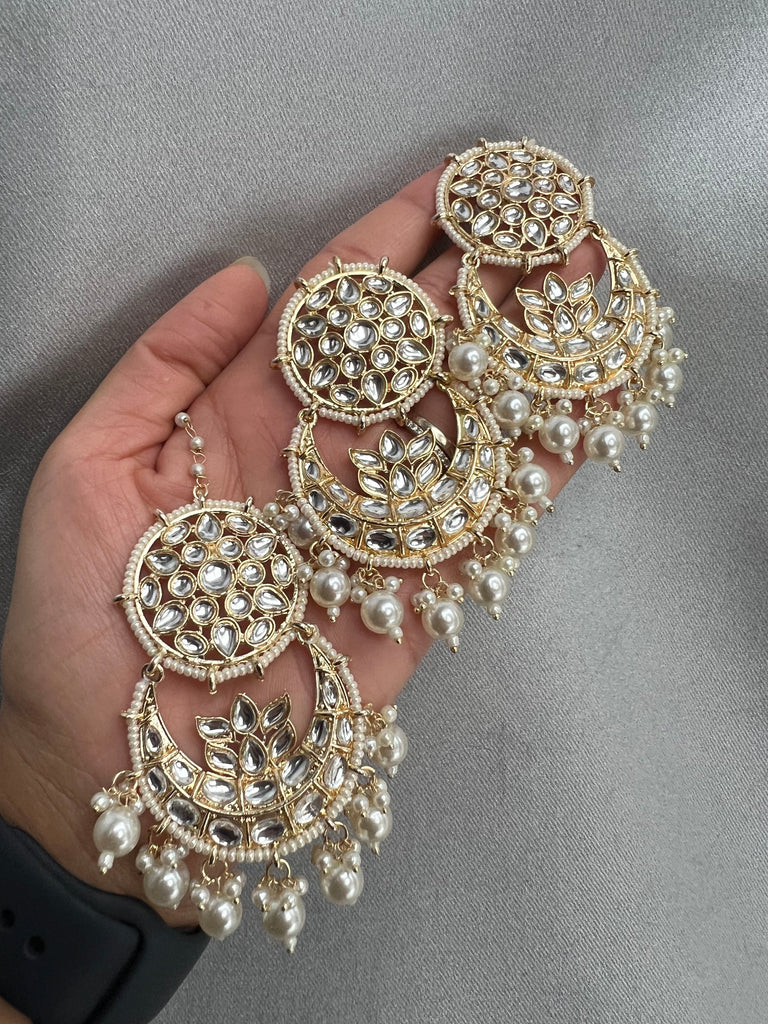 Kundan Earring Tikka Set