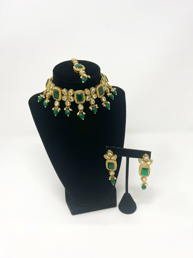Emerald Green Stone Choker Set