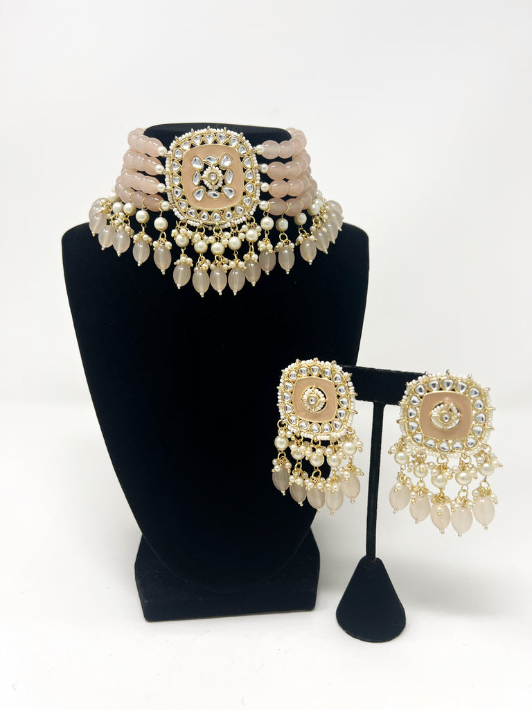 Peach Stone Collar Set