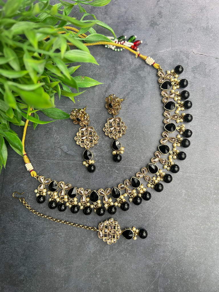 Black Polki Choker Set