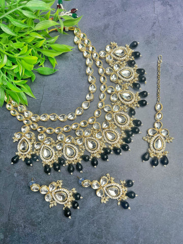 Image of Kundan Choker Set