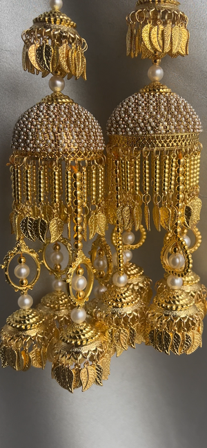 Gold-toned Leaf Kaleeray