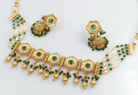 Image of Collar Choker Set With Jhumkis