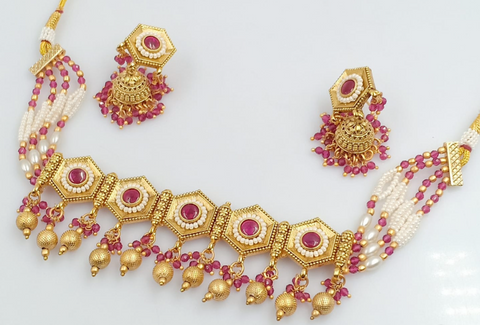 Image of Collar Choker Set With Jhumkis