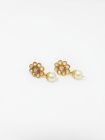 Image of Floral Polki Studs with Moti