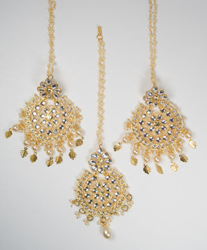 Gold Kundan With Pearls Earring & Tikka Set (3Pc)